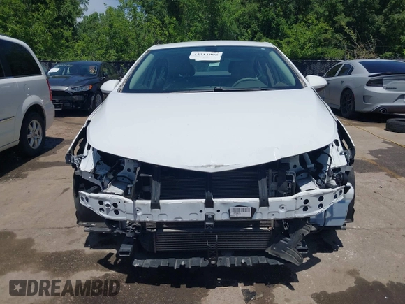 2017 Chevrolet Cruze LS z VIN 1G1BC5SM6H7257771, wystawiony jako IAAI lot #42211908 z przebiegiem 90 005 mil mil oraz . Historia ofert i sprzedaży dostępna na DreamBid. Obrazek 6.
