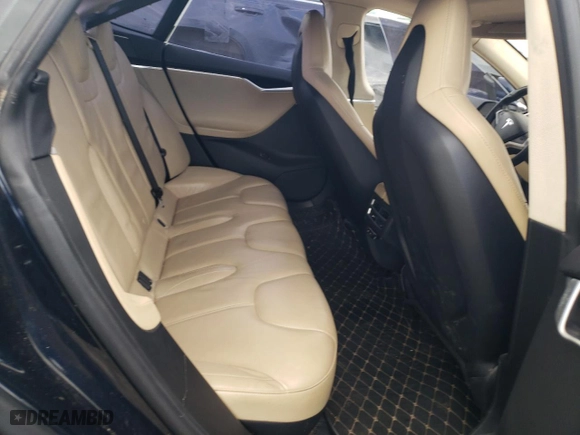 2013 Tesla Model S with VIN 5YJSA1AG6DFP11104, listed as a Copart auction lot 43642785 with 114502 miles and Clean Title. Bid and sale history available at carsss.com. Image 10.