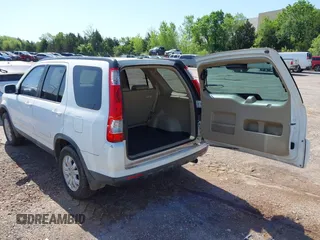 2005 Honda CR-V EX SE with VIN JHLRD78945C003063, listed as a IAAI auction lot 42097024 with 190,263 mi miles. Bid and sale history available at carsss.com. Image 3.