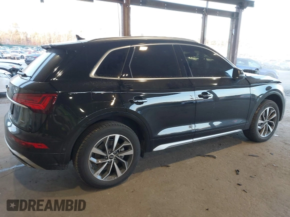 2024 Audi Q5 S line Prestige with VIN WA1FAAFY1R2090698, listed as a IAAI auction lot 41273717 with 8,684 mi miles and . Bid and sale history available at DreamBid. Image 4.