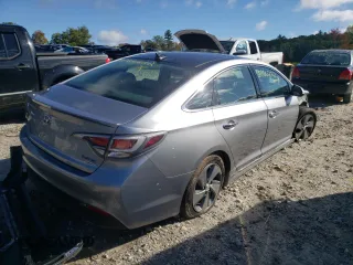 2016 Hyundai Sonata Hybrid Limited with VIN KMHE34L12GA031744, listed as a Copart auction lot 60366222 with 45,534 mi miles. Bid and sale history available at carsss.com. Image 4.