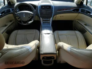 2015 Lincoln MKZ z VIN 3LN6L2G95FR603693, wystawiony jako Copart lot #53362845 z przebiegiem 171 107 mil mil oraz Szkoda całkowita • Salvage title. Historia ofert i sprzedaży dostępna na DreamBid. Obrazek 8.