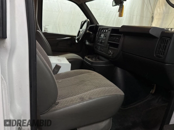2015 Chevrolet Express Cargo с VIN 1GCZGTCG6F1276215, выставлен на аукционе IAAI как лот 42867519 с пробегом 178 049 миль миль и . История ставок и продаж доступна на DreamBid. Изображение 22.