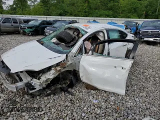 2014 Buick Verano z VIN 1G4PP5SK9E4180404, wystawiony jako Copart lot #61438965 z przebiegiem Nie podano mil oraz Szkoda całkowita • Salvage title. Historia ofert i sprzedaży dostępna na DreamBid. Obrazek 1.
