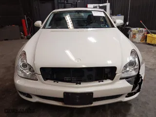 2007 Mercedes-Benz CLS-Class 5.5L with VIN WDDDJ72X77A100625, listed as a IAAI auction lot 41587582 with 115,501 mi miles. Bid and sale history available at carsss.com. Image 12.