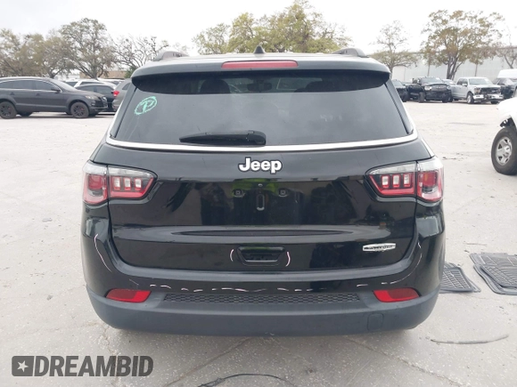 2019 Jeep Compass Altitude z VIN 3C4NJCBB2KT815146, wystawiony jako IAAI lot #41728255 z przebiegiem 50 852 mil mil oraz . Historia ofert i sprzedaży dostępna na DreamBid. Obrazek 17.