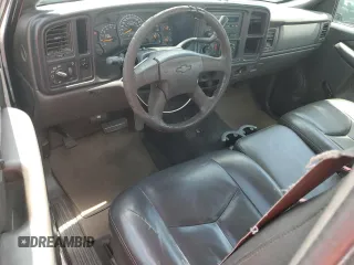 2006 Chevrolet Silverado 1500 Work Truck with VIN 1GCEC14X06Z279500, listed as a Copart auction lot 55018865 with 240,474 mi miles and Salvage Title. Bid and sale history available at DreamBid. Image 8.