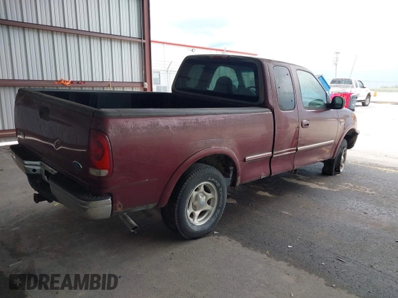 1998 Ford F-150 z VIN 1FTZX18W3WKA49854, wystawiony jako IAAI lot #42787524 z przebiegiem 157 124 mil mil oraz . Historia ofert i sprzedaży dostępna na DreamBid. Obrazek 4.