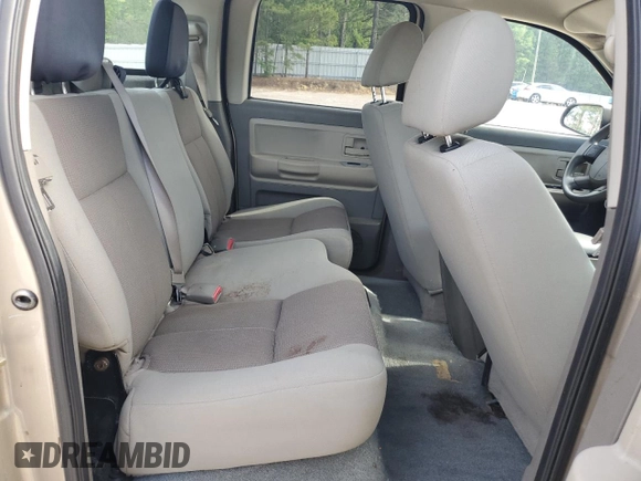 2005 Dodge Dakota SLT with VIN 1D7HE48N45S300475, listed as a Copart auction lot 56388085 with 114,997 mi miles and Clean Title. Bid and sale history available at DreamBid. Image 10.