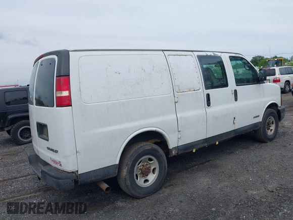 2004 Chevrolet Express Cargo z VIN 1GCHG35U341160644, wystawiony jako IAAI lot #42346089 z przebiegiem Nie podano mil oraz . Historia ofert i sprzedaży dostępna na DreamBid. Obrazek 4.