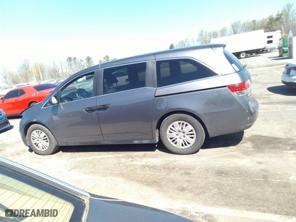 2014 Honda Odyssey LX with VIN 5FNRL5H24EB025817, listed as a IAAI auction lot 41904759 with 161,523 mi miles. Bid and sale history available at carsss.com. Image 14.