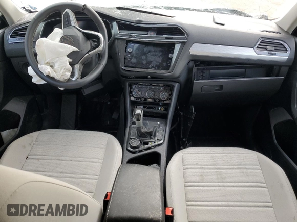 2024 Volkswagen Tiguan S with VIN 3VVFB7AX7RM164477, listed as a Copart auction lot 53334065 with 4,651 mi miles and Non repairable. Bid and sale history available at DreamBid. Image 8.