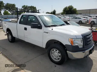 2011 Ford F-150 XL z VIN 1FTFX1EF6BFB67021, wystawiony jako Copart lot #60256465 z przebiegiem 176 895 mil mil oraz Czysty tytuł • Clean title. Historia ofert i sprzedaży dostępna na DreamBid. Obrazek 4.