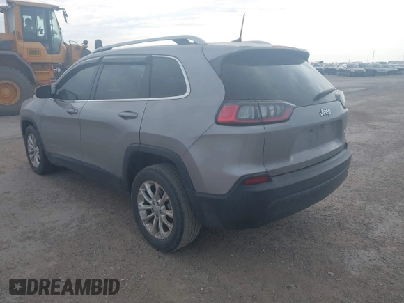 2019 Jeep Cherokee Latitude with VIN 1C4PJLCB8KD366438, listed as a IAAI auction lot 41851154 with 47,637 mi miles. Bid and sale history available at carsss.com. Image 3.