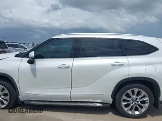 2023 Toyota Highlander L with VIN 5TDKDRAH4PS032141, listed as a IAAI auction lot 42476982 with 24,327 mi miles and . Bid and sale history available at DreamBid. Image 15.