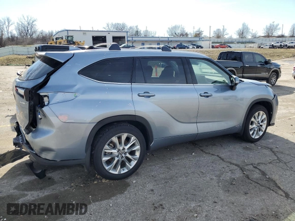 2023 Toyota Highlander Hybrid Limited with VIN 5TDXBRCH8PS597517, listed as a Copart auction lot 43816715 with 14,215 mi miles and Salvage title. Bid and sale history available at DreamBid. Image 3.