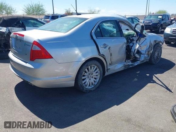 2011 Ford Fusion Hybrid with VIN 3FADP0L31BR190659, listed as a IAAI auction lot 42616065 with 122,095 mi miles and . Bid and sale history available at DreamBid. Image 4.