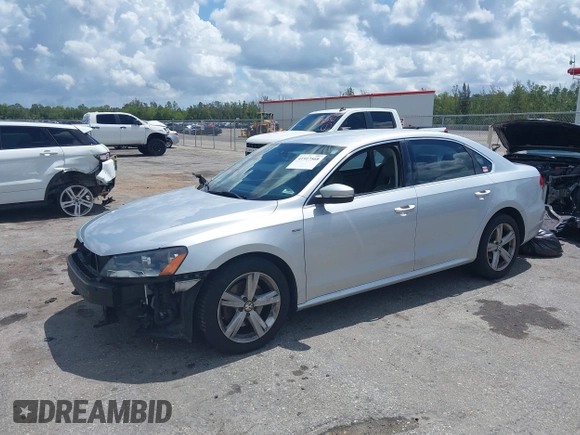 2015 Volkswagen Passat 1.8T Limited Edition with VIN 1VWAT7A35FC109653, listed as a IAAI auction lot 41917568 with 118,912 mi miles. Bid and sale history available at carsss.com. Image 17.