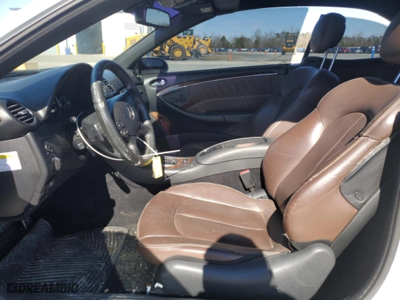 2009 Mercedes-Benz CLK-Class 3.5L with VIN WDBTK56F99T103850, listed as a Copart auction lot 45196015 with 125,692 mi miles and Salvage Title. Bid and sale history available at carsss.com. Image 7.