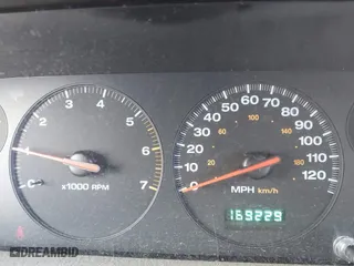2001 Jeep Grand Cherokee Laredo with VIN 1J4GW48S21C572272, listed as a IAAI auction lot 41695754 with 169,229 mi miles. Bid and sale history available at carsss.com. Image 7.