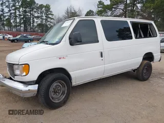 2003 Ford Econoline Passenger XL with VIN 1FBNE31L63HA12648, listed as a IAAI auction lot 41763111 with 592,494 mi miles and . Bid and sale history available at carsss.com. Image 18.