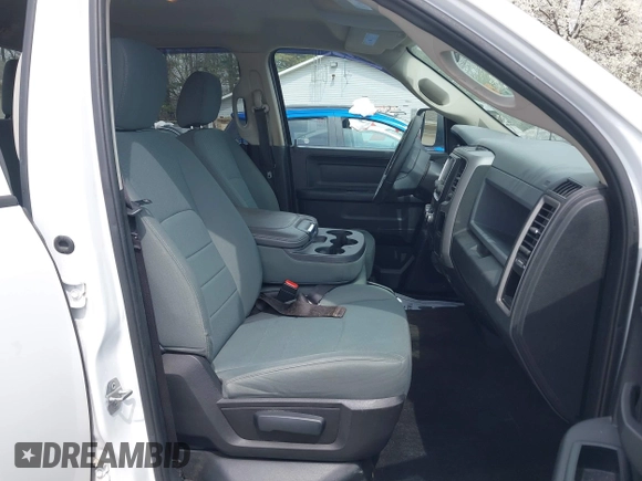 2015 Ram 1500 Express z VIN 1C6RR7KT3FS647476, wystawiony jako IAAI lot #41987391 z przebiegiem 150 000 mil mil oraz . Historia ofert i sprzedaży dostępna na DreamBid. Obrazek 5.