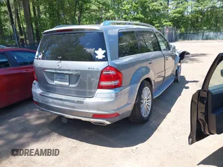 2012 Mercedes-Benz GL-Class GL 450 with VIN 4JGBF7BE7CA766309, listed as a IAAI auction lot 42209335 with 175,470 mi miles. Bid and sale history available at carsss.com. Image 4.