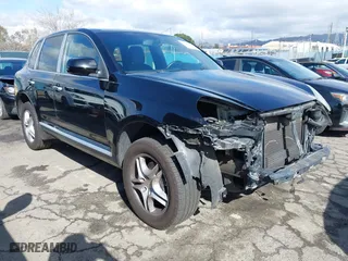 2008 Porsche Cayenne with VIN WP1AA29PX8LA16258, listed as a IAAI auction lot 41518447 with 119,198 mi miles. Bid and sale history available at carsss.com. Image 1.
