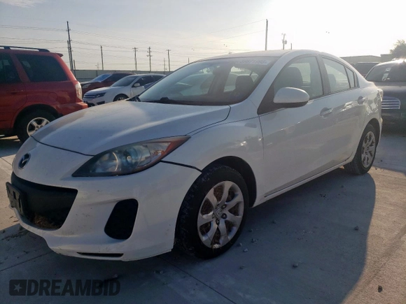 2013 Mazda 3 i Sport z VIN JM1BL1U74D1750112, wystawiony jako Copart lot #59871995 z przebiegiem 93 129 mil mil oraz Szkoda całkowita • Salvage title. Historia ofert i sprzedaży dostępna na DreamBid. Obrazek 1.