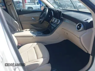 2021 Mercedes-Benz GLC 300 с VIN W1N0G8DB1MV289770, выставлен на аукционе IAAI как лот 42338032 с пробегом Не указан миль и . История ставок и продаж доступна на DreamBid. Изображение 5.