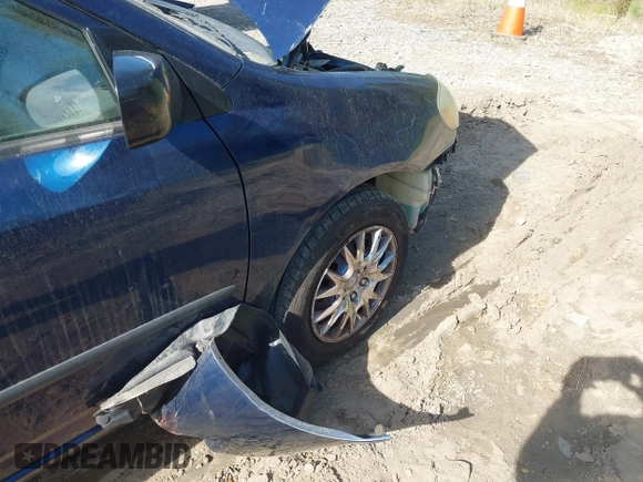 2005 Toyota Corolla CE with VIN 2T1BR32E45C465841, listed as a IAAI auction lot 42101951 with 179,678 mi miles and . Bid and sale history available at DreamBid. Image 13.