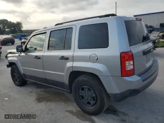 2015 Jeep Patriot Sport with VIN 1C4NJPBB7FD204211, listed as a Copart auction lot 66443644 with 192,082 mi miles and Salvage Title. Bid and sale history available at carsss.com. Image 2.