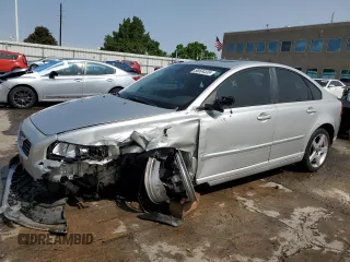 2008 Volvo S40 2.4L с VIN YV1MS390682382013, выставлен на аукционе Copart как лот 58504335 с пробегом 93 187 миль миль и Списание • Salvage title. История ставок и продаж доступна на DreamBid. Изображение 1.