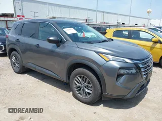 2024 Nissan Rogue S z VIN 5N1BT3AB4RC696399, wystawiony jako IAAI lot #42276937 z przebiegiem 39 176 mil mil oraz . Historia ofert i sprzedaży dostępna na DreamBid. Obrazek 1.