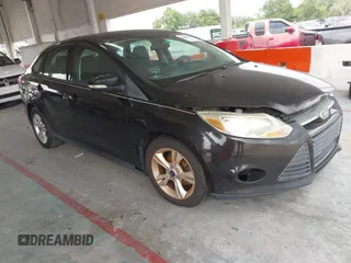 2013 Ford Focus SE z VIN 1FADP3F27DL343387, wystawiony jako IAAI lot #42409706 z przebiegiem 139 164 mil mil oraz . Historia ofert i sprzedaży dostępna na DreamBid. Obrazek 1.