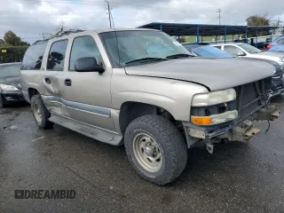 2002 Chevrolet Suburban LS with VIN 1GNEC16T52J182139, listed as a Copart auction lot 45413545 with 447,067 mi miles and Salvage Title. Bid and sale history available at carsss.com. Image 4.