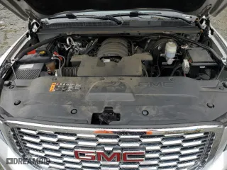 2020 GMC Yukon XL Denali with VIN 1GKS1HKJ9LR200101, listed as a Copart auction lot 73493014 with 111,304 mi miles and Salvage Title. Bid and sale history available at carsss.com. Image 12.