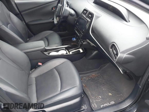 2016 Toyota Prius Four with VIN JTDKARFU5G3519204, listed as a IAAI auction lot 41312090 with 161,269 mi miles. Bid and sale history available at carsss.com. Image 5.