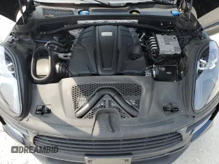 2020 Porsche Macan S with VIN WP1AB2A5XLLB31152, listed as a Copart auction lot 58480085 with 55,928 mi miles and Salvage title. Bid and sale history available at DreamBid. Image 11.