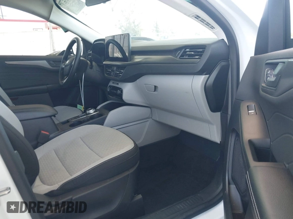 2023 Ford Escape Active with VIN 1FMCU0GZ1PUA68618, listed as a IAAI auction lot 42123954 with 6,315 mi miles and . Bid and sale history available at DreamBid. Image 5.