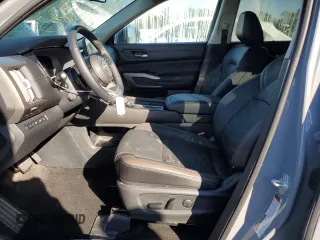 2024 Nissan Pathfinder Platinum with VIN 5N1DR3DG0RC274130, listed as a Copart auction lot 82859564 with 0 mi miles and Non Repairable. Bid and sale history available at carsss.com. Image 7.