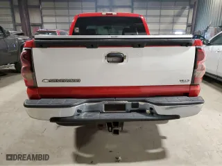 2006 Chevrolet Silverado 1500 LT1 with VIN 1GCEC19Z86Z134697, listed as a Copart auction lot 83468884 with 183,107 mi miles and Clean Title. Bid and sale history available at carsss.com. Image 6.