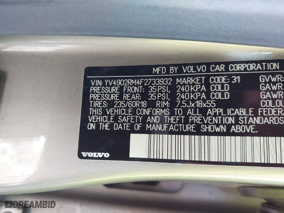 2015 Volvo XC60 T6 Platinum with VIN YV4902RM4F2733932, listed as a IAAI auction lot 41321986 with 103,845 mi miles. Bid and sale history available at carsss.com. Image 9.