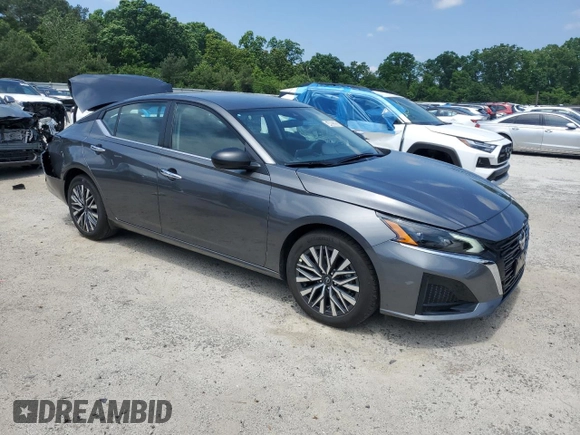 2025 Nissan Altima SV with VIN 1N4BL4DV1SN380992, listed as a Copart auction lot 54893205 with 2,011 mi miles and Clean Title. Bid and sale history available at DreamBid. Image 4.