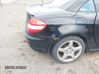 2008 Mercedes-Benz SLK 280 z VIN WDBWK54F48F186665, wystawiony jako IAAI lot #41231728 z przebiegiem 191 426 mil mil oraz . Historia ofert i sprzedaży dostępna na DreamBid. Obrazek 6.