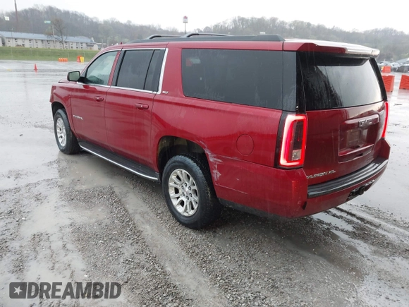 2015 GMC Yukon XL SLT with VIN 1GKS2HKC6FR501993, listed as a IAAI auction lot 41902491 with 205,669 mi miles. Bid and sale history available at carsss.com. Image 3.