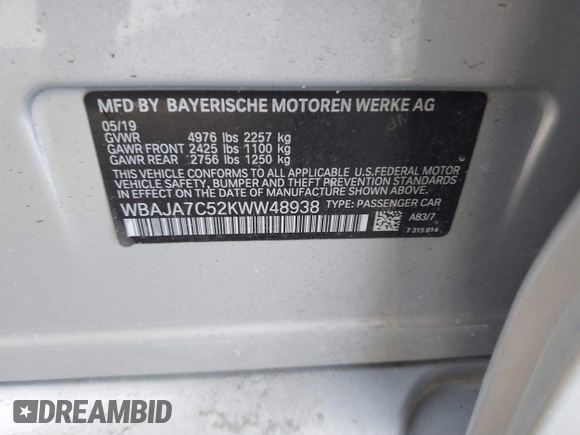 2019 BMW 5 Series 530i xDrive z VIN WBAJA7C52KWW48938, wystawiony jako IAAI lot #41588191 z przebiegiem 50 052 mil mil oraz . Historia ofert i sprzedaży dostępna na DreamBid. Obrazek 9.