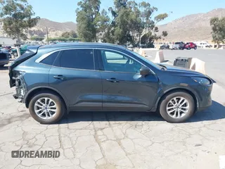 2022 Ford Escape SE с VIN 1FMCU0G67NUB83923, выставлен на аукционе IAAI как лот 42643806 с пробегом 43 193 миль миль и . История ставок и продаж доступна на DreamBid. Изображение 13.