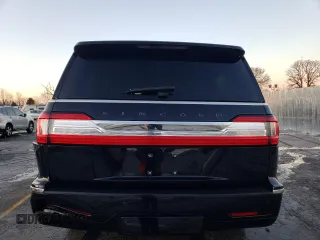 2020 Lincoln Navigator Black Label z VIN 5LMJJ3TTXLEL07264, wystawiony jako Copart lot #85087844 z przebiegiem 55 109 mil mil oraz Szkoda całkowita • Salvage title. Historia ofert i sprzedaży dostępna na DreamBid. Obrazek 6.