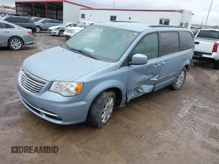 2013 Chrysler Town & Country Touring z VIN 2C4RC1BG7DR808372, wystawiony jako IAAI lot #41752640 z przebiegiem 91 112 mil mil oraz . Historia ofert i sprzedaży dostępna na DreamBid. Obrazek 2.